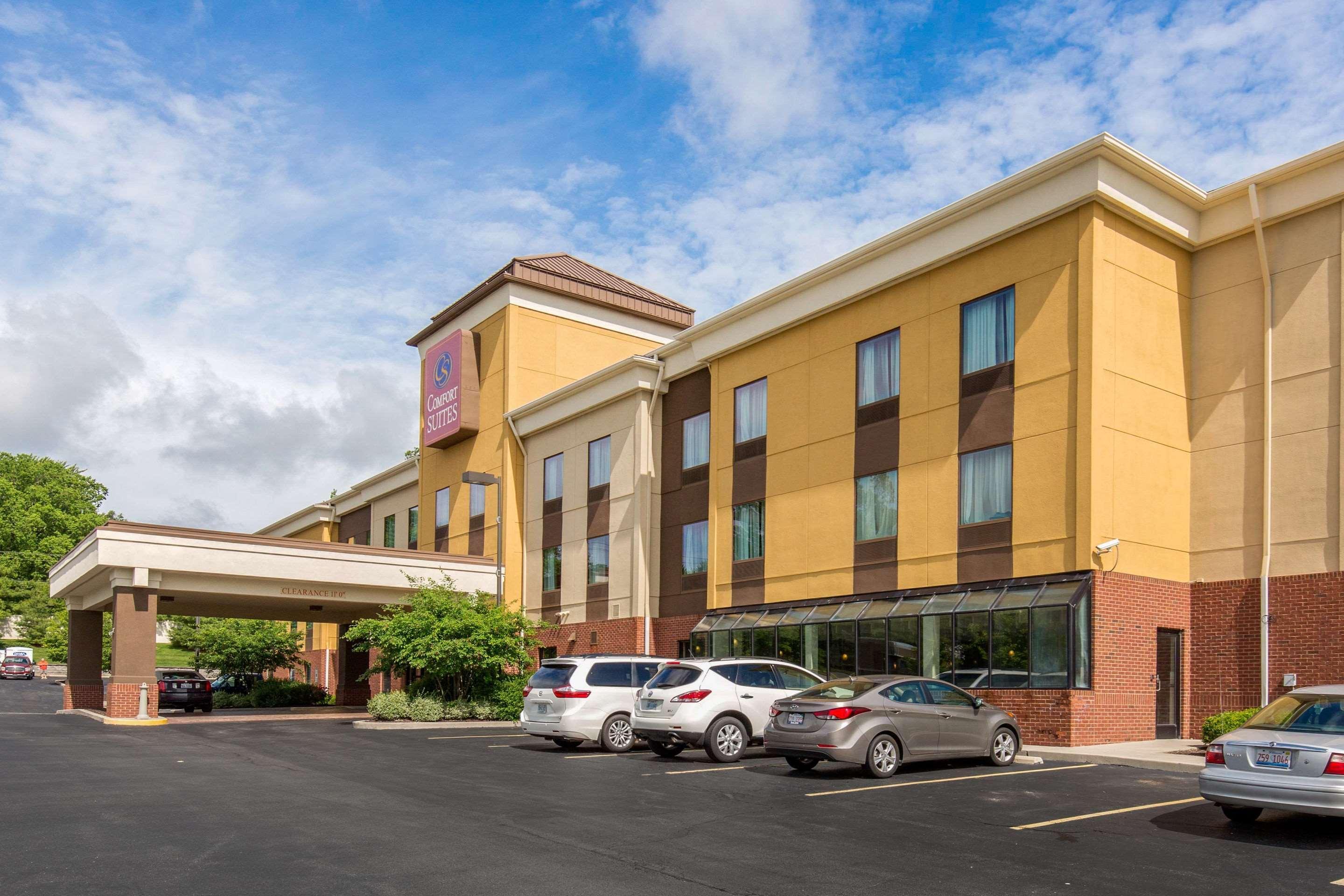 Comfort Suites Fairview Heights Bagian luar foto