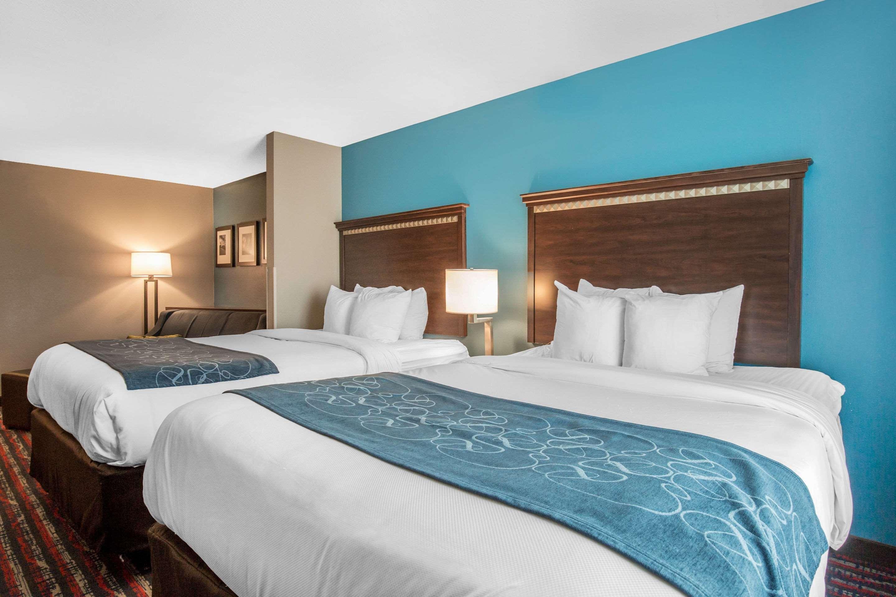 Comfort Suites Fairview Heights Bagian luar foto