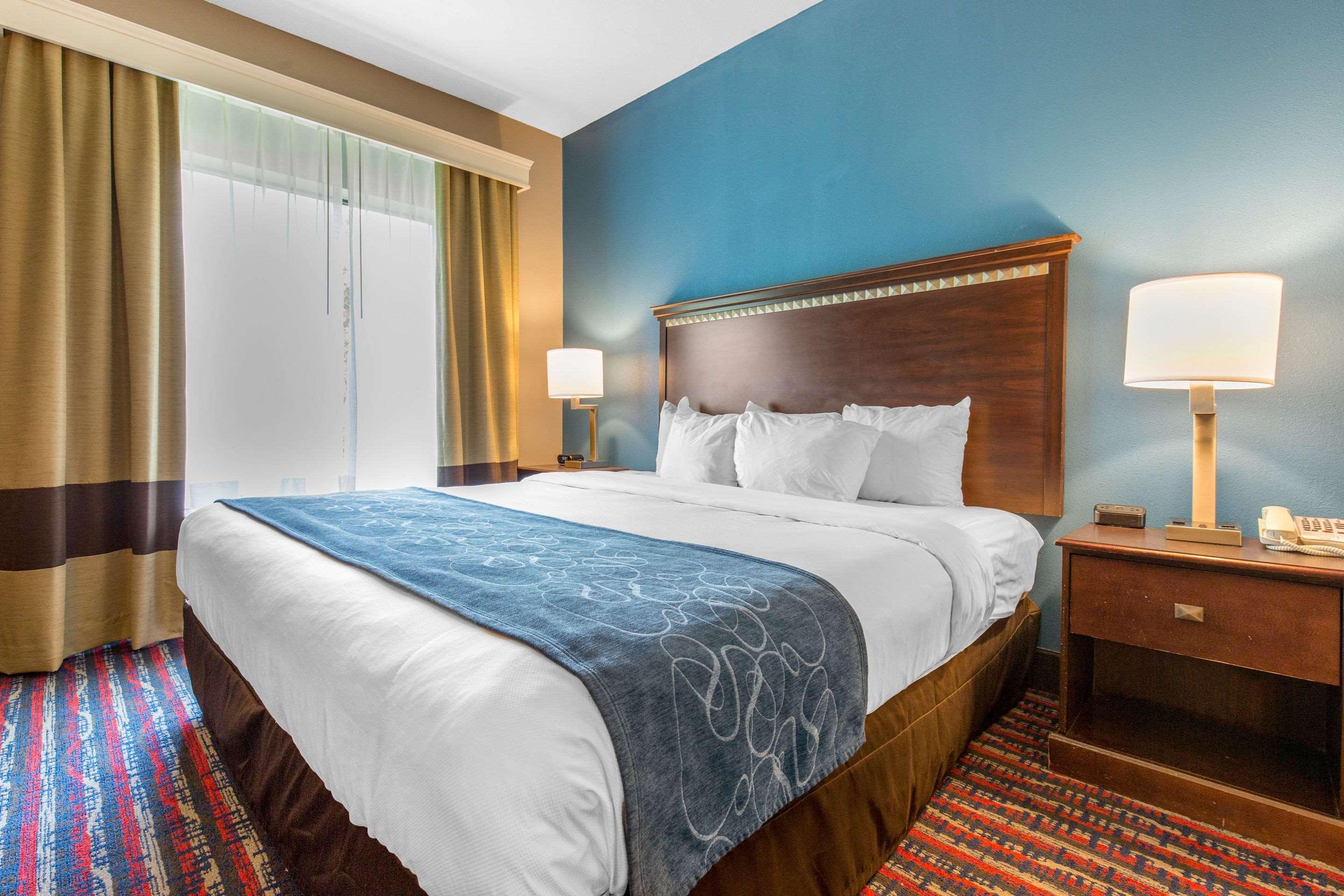 Comfort Suites Fairview Heights Bagian luar foto
